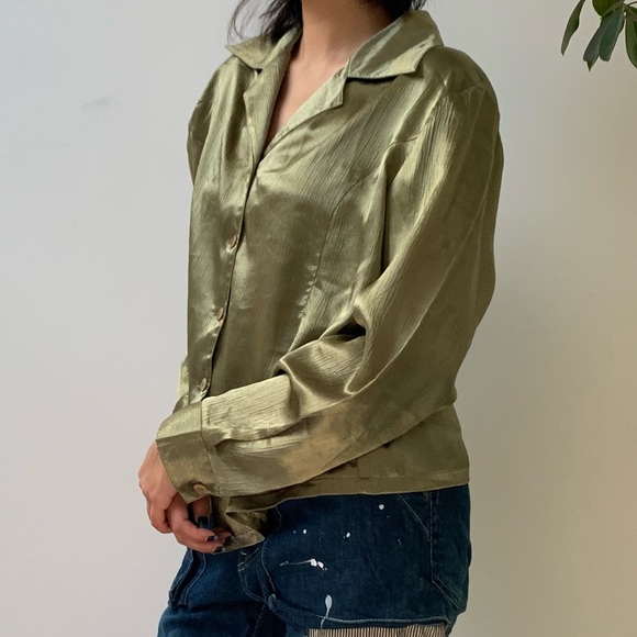Shiny Green Button-Up with Shoulder Pads - Picture 2 of 5